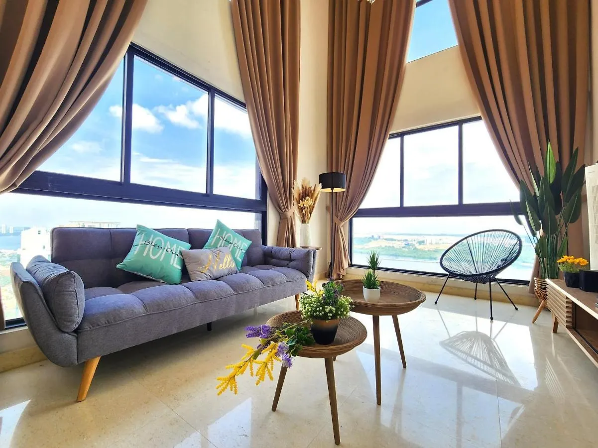 Loft Suite Seaview 2Br Jb Ciq 8Pax Johor Bahru